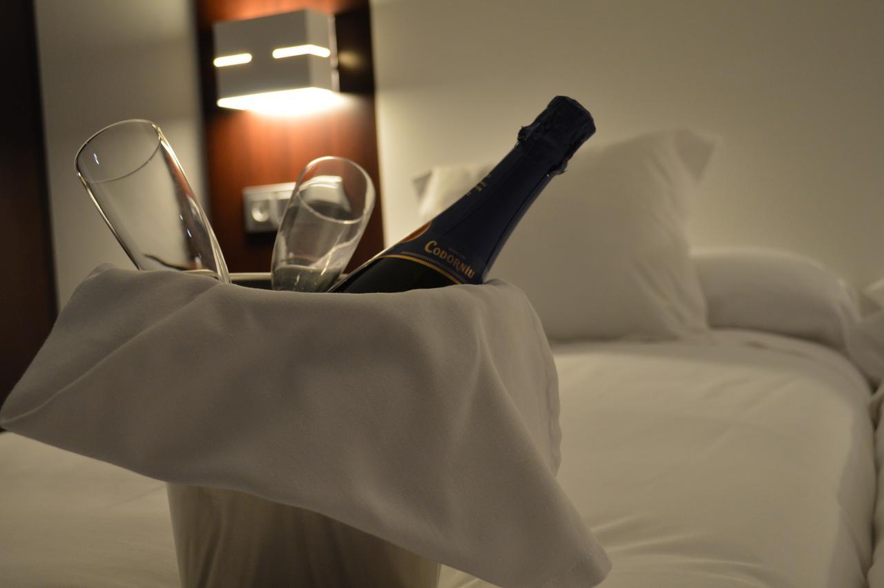 Hotel Rural Las Monteras Villanueva del Rey  Экстерьер фото