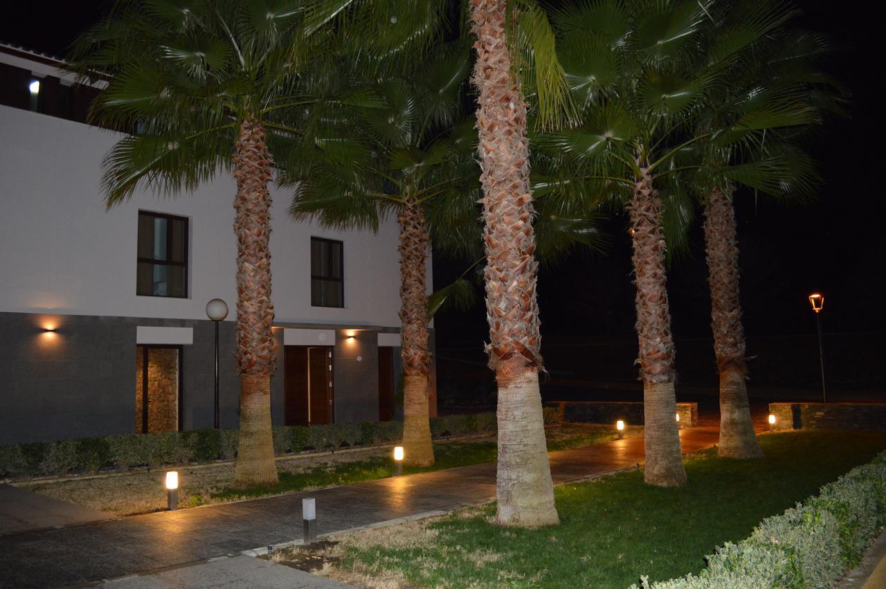 Hotel Rural Las Monteras Villanueva del Rey  Экстерьер фото